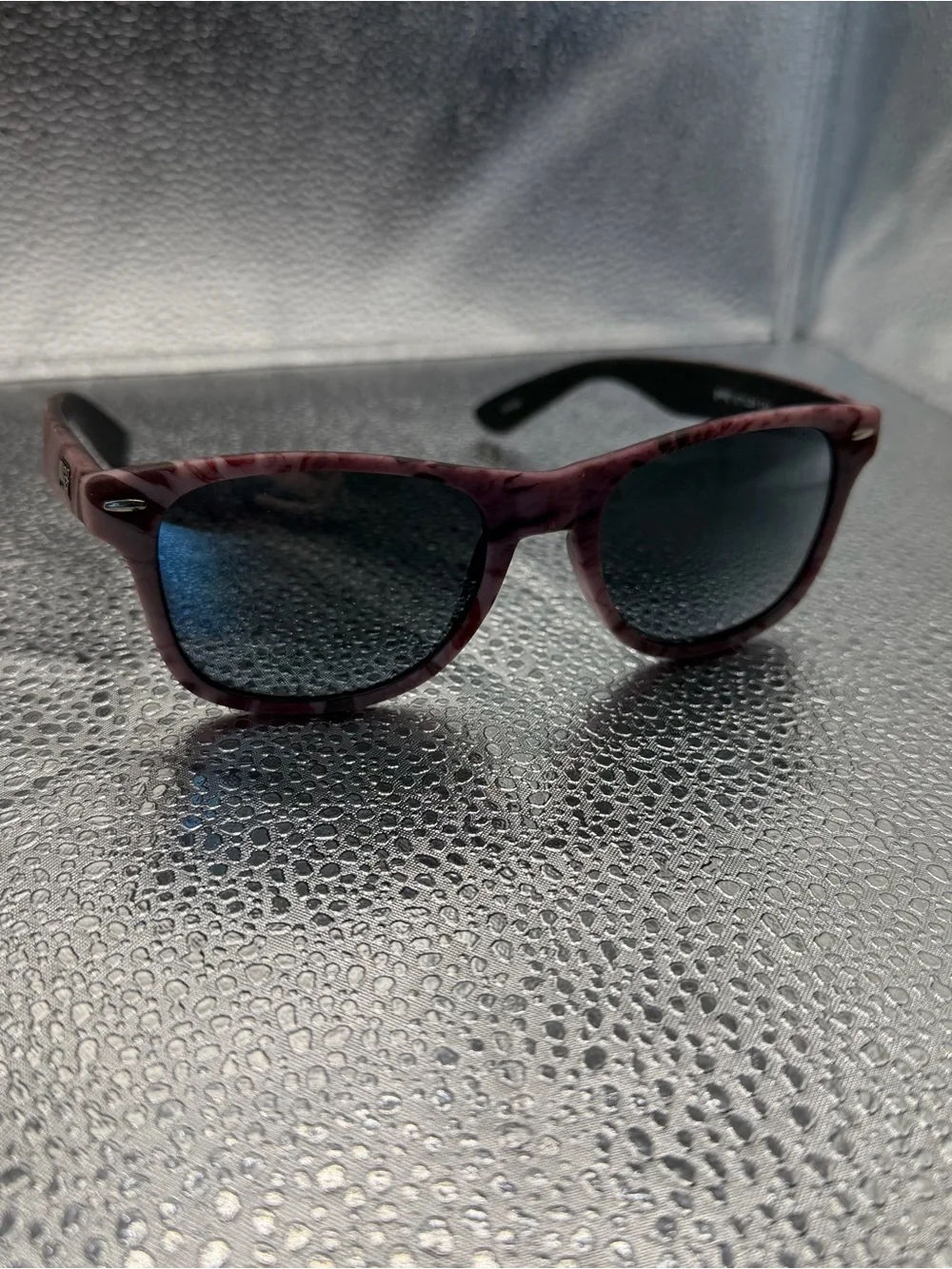 PUGS CA4 Black Sunglasses Arm - Logo Detail Pink Marble